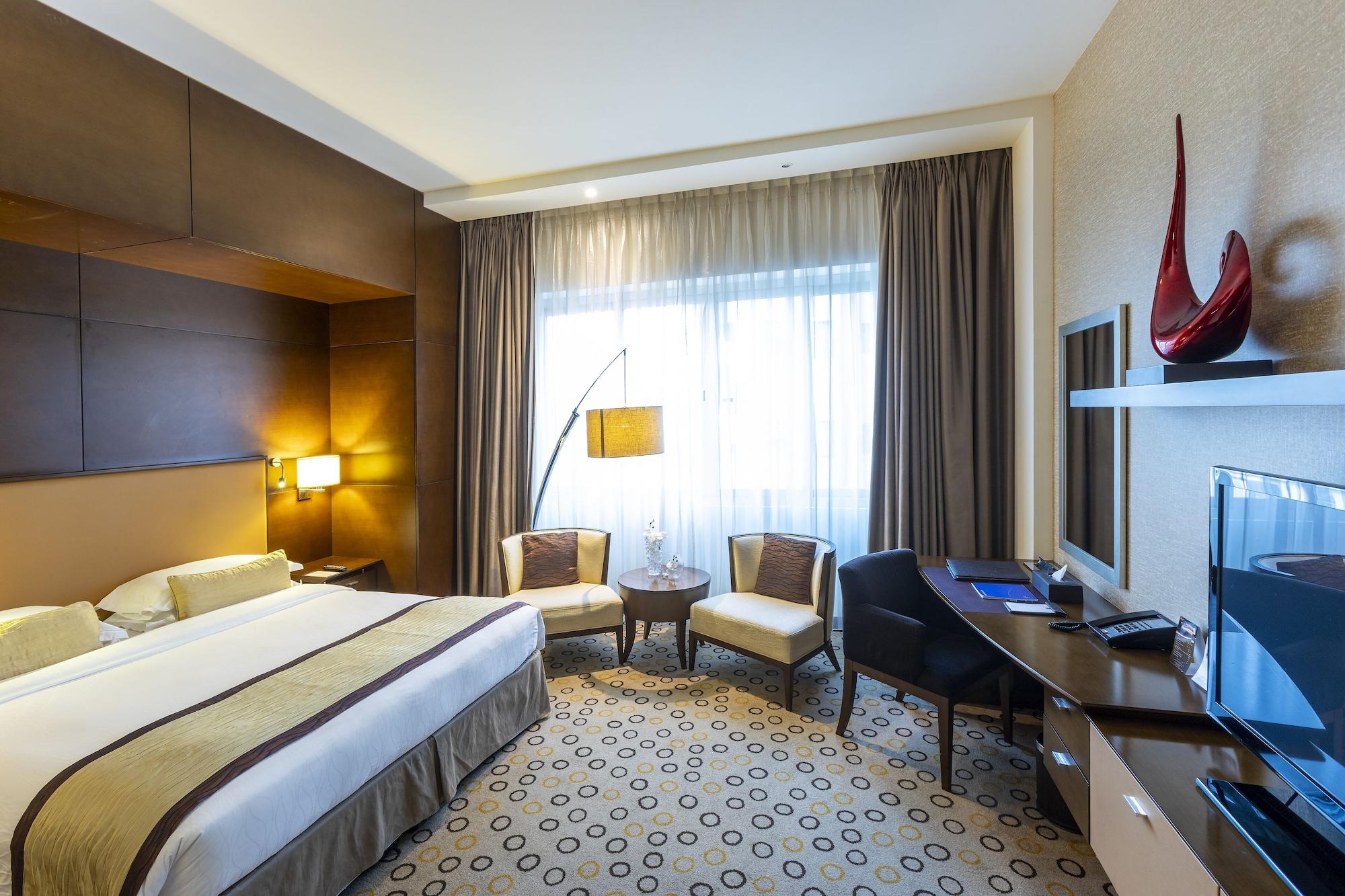 Asiana Hotel Dubai Eksteriør billede A room at the hotel