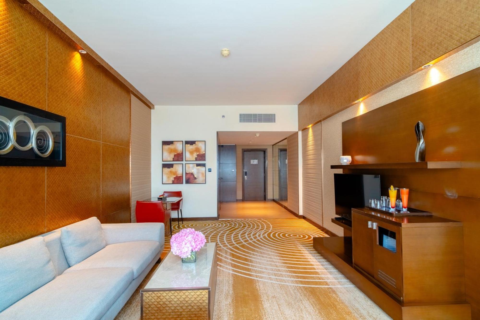 Asiana Hotel Dubai Eksteriør billede A suite at the hotel