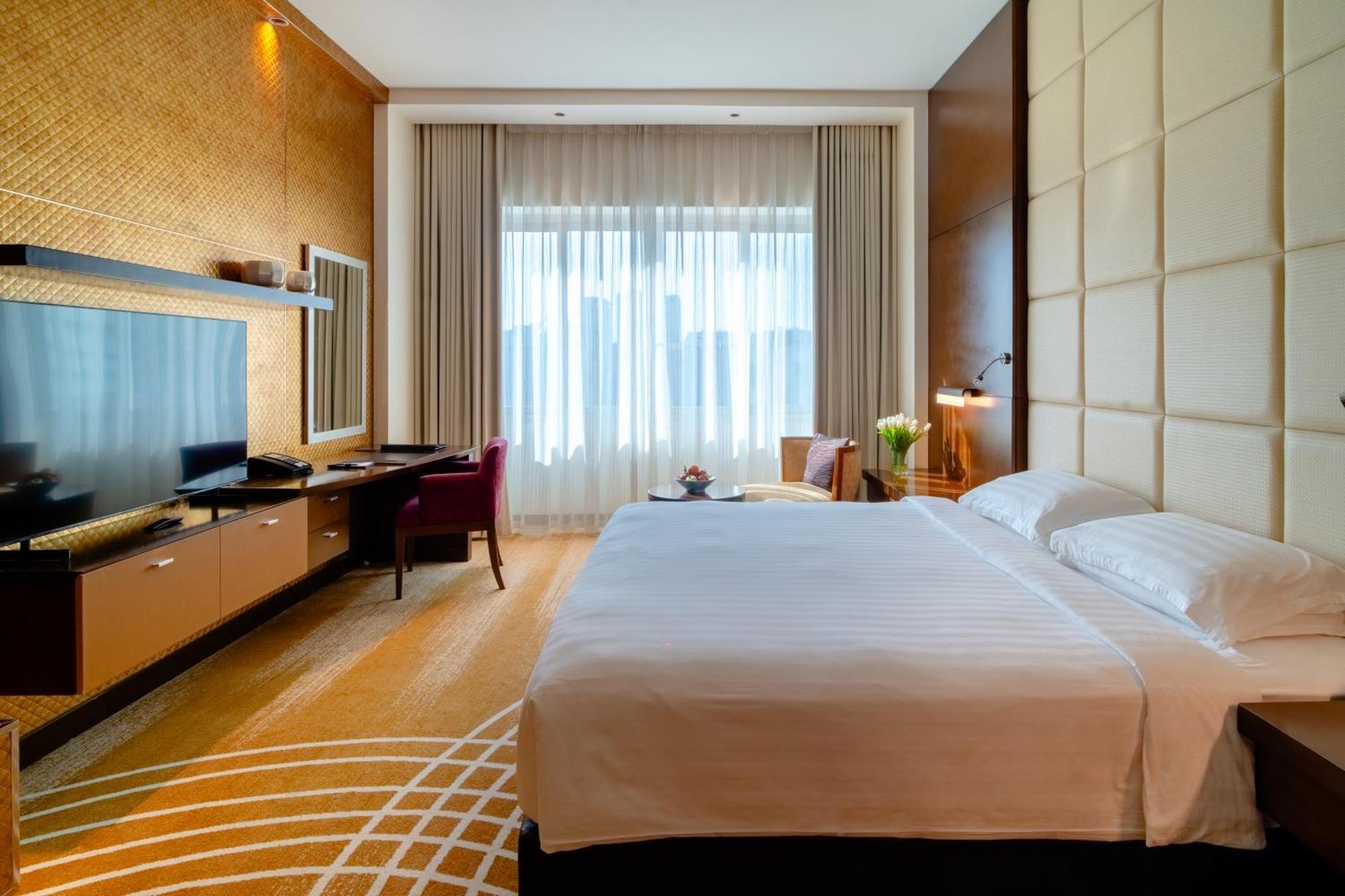 Asiana Hotel Dubai Eksteriør billede A room at the hotel