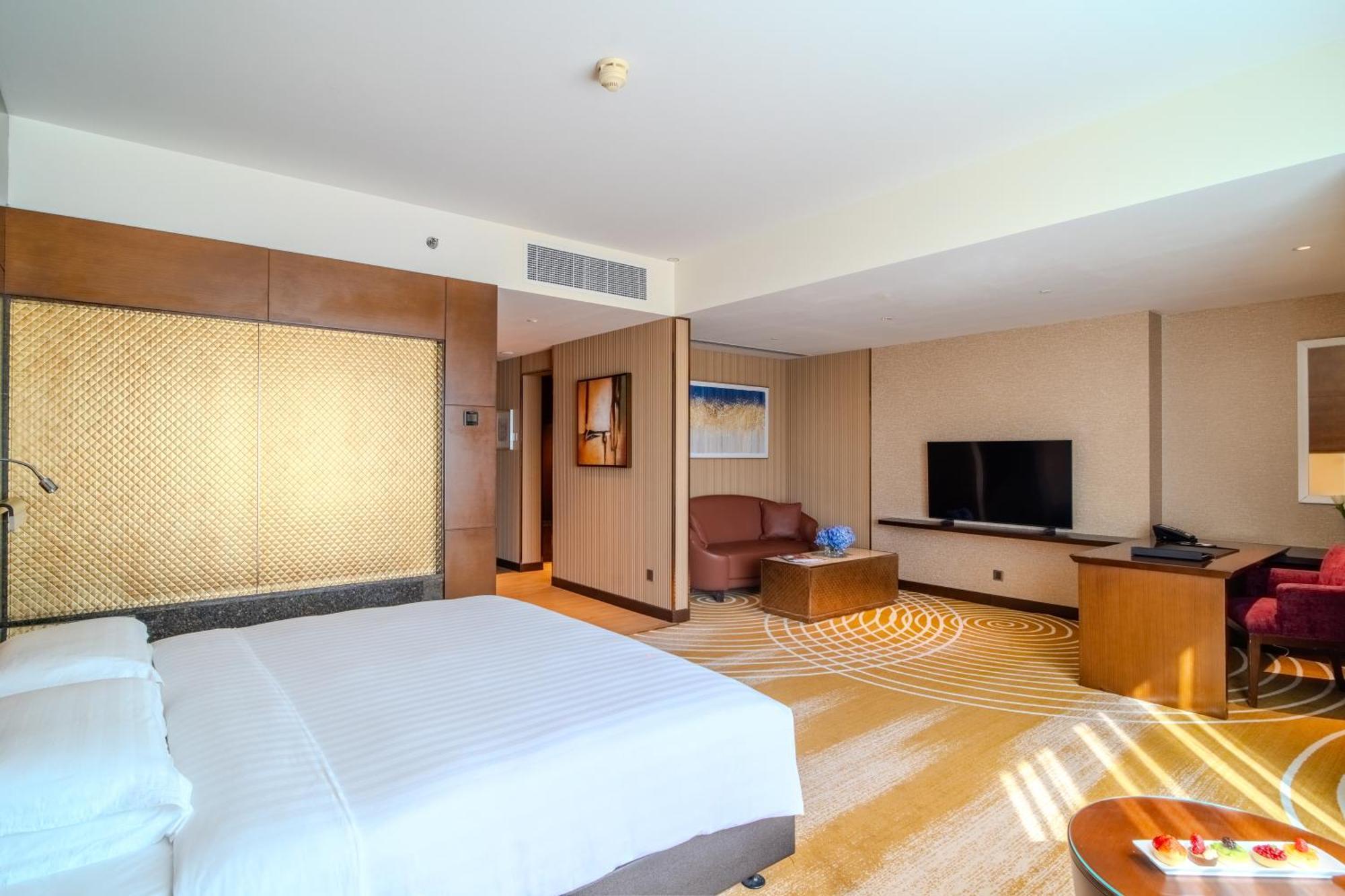 Asiana Hotel Dubai Eksteriør billede A room at the hotel